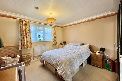 2 bedroom terraced house for sale, Staverton Walk, Blandford Forum