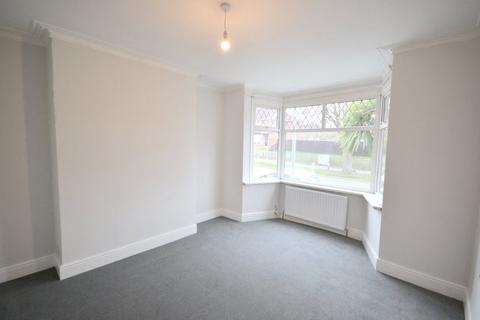 3 bedroom terraced house to rent, West Auckland Road, Darlington