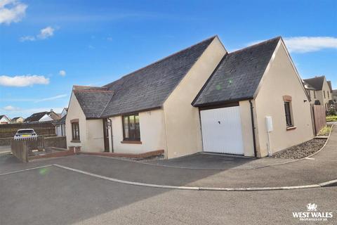 3 bedroom detached bungalow for sale, Llys Y Crofft, Whitland