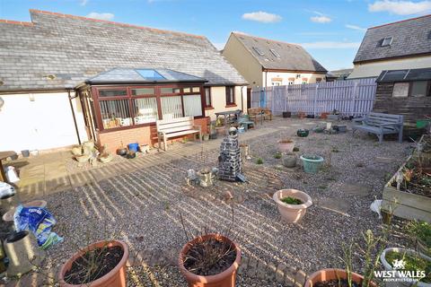 3 bedroom detached bungalow for sale, Llys Y Crofft, Whitland