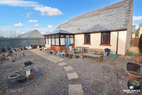 3 bedroom detached bungalow for sale, Llys Y Crofft, Whitland