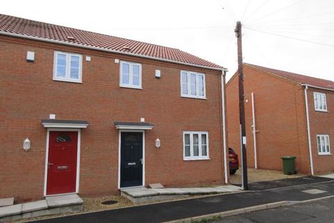 3 bedroom semi-detached house to rent, New Drove, Wisbech