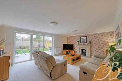 5 bedroom detached house for sale, Sutton Road, Cookham, SL6