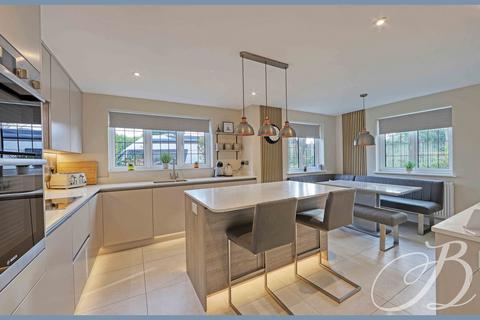 5 bedroom detached house for sale, Sutton Road, Cookham, SL6