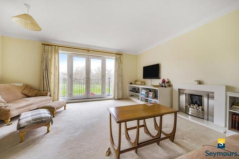 28 Railton Road, Guildford, GU2 9LX