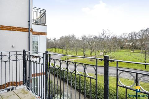 28 Railton Road, Guildford, GU2 9LX