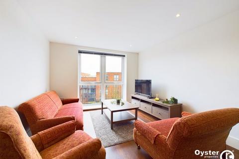 3 bedroom flat for sale, Howard Road, Stanmore, HA7