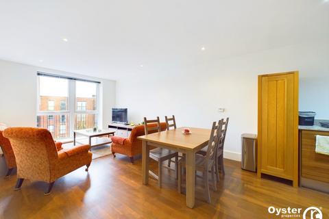 3 bedroom flat for sale, Howard Road, Stanmore, HA7