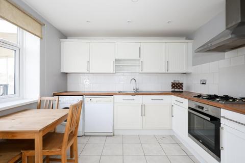 2 bedroom house for sale, Frensham Drive, Putney Vale