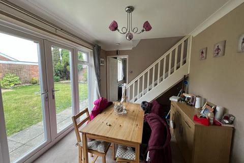 3 bedroom detached house to rent, Dunsford Close, Brierley Hill