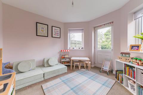 12 Ropes Walk, Blofield, Norwich, NR13 4JB