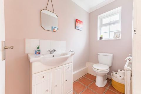12 Ropes Walk, Blofield, Norwich, NR13 4JB