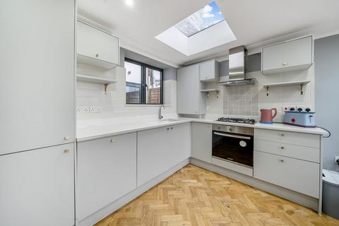 2 bedroom flat for sale, Rutland Walk, Catford