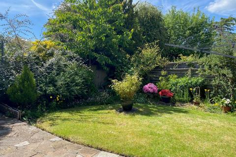 undefined, Allnut Close, Watlington