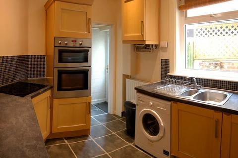 4 bedroom terraced house to rent, Napier Road, Hampshire PO5