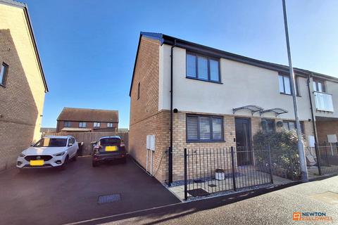 2 bedroom end of terrace house for sale, Manor Drive, Gunthorpe, Peterborough, PE4