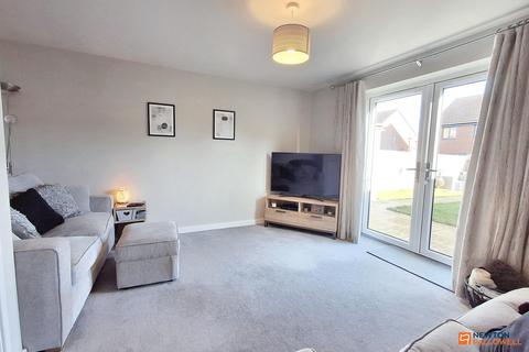 2 bedroom end of terrace house for sale, Manor Drive, Gunthorpe, Peterborough, PE4