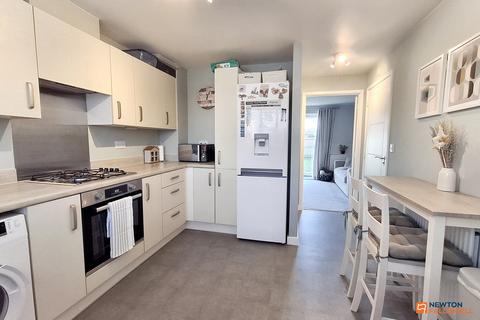 127 Manor Drive, Peterborough, PE4 7AR