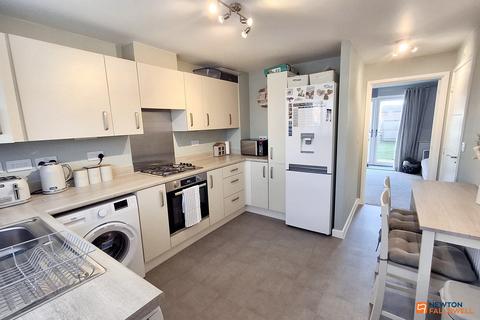 127 Manor Drive, Peterborough, PE4 7AR