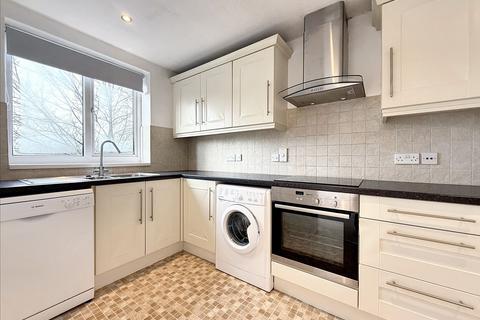 2 bedroom flat for sale, Holtspur Top Lane, Beaconsfield HP9