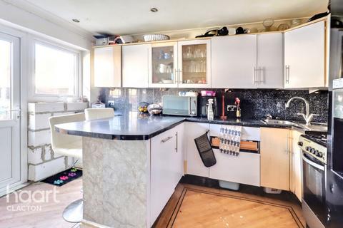 106 Dudley Road, Clacton-on-sea, CO15 3DJ