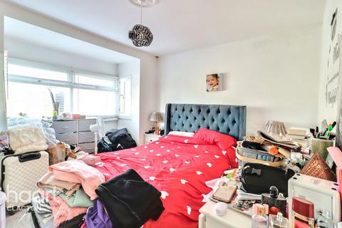 106 Dudley Road, Clacton-on-sea, CO15 3DJ