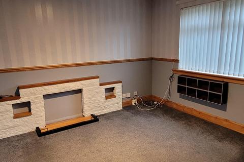 3 bedroom terraced house to rent, Lochaber Walk, Dumfries, Dumfries And Galloway. DG2 9QE