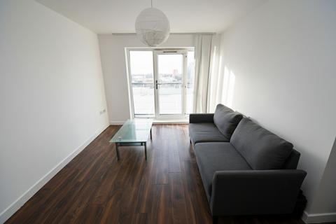 2 bedroom flat for sale, Pilgrims Way, Ladywell Point, M50