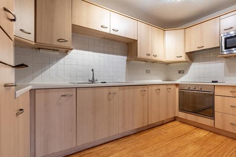 2 bedroom apartment for sale, Guild Court, Bristol BS1