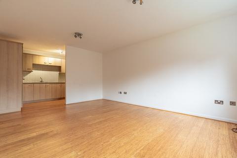 2 bedroom apartment for sale, Guild Court, Bristol BS1