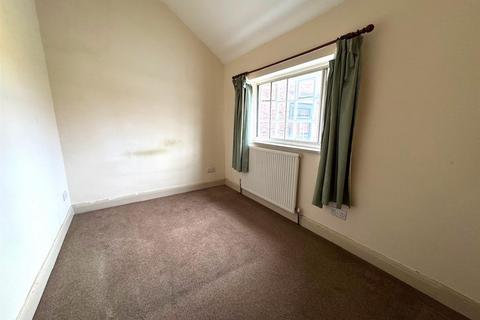 2 bedroom terraced house to rent, 59 Novi Lane, Leek, Staffordshire