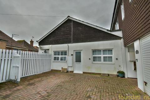 2 bedroom semi-detached bungalow for sale, Turkey Road, Bexhill on Sea, TN39