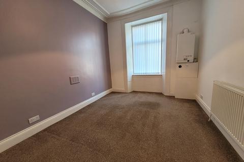 1 bedroom flat for sale, Main Street, Renton G82