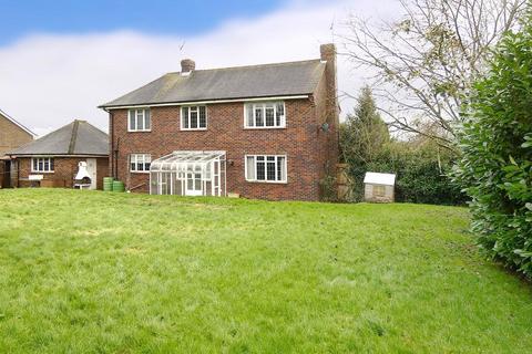 3 bedroom detached house for sale, Toddington Lane, Wick BN17