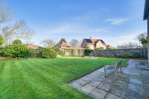 4 bedroom detached house for sale, Westmeare, Hemingford Grey, Huntingdon, Cambridgeshire, PE28