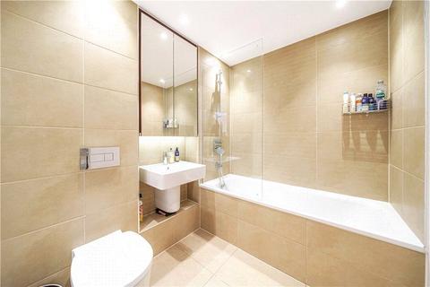 12 Fairbourne Road, London, SW4 8DZ