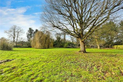 1 bedroom detached house to rent, Barrsbrook, Chertsey KT16