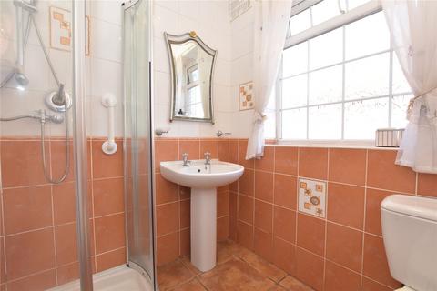 9 Bentley Mount, Leeds, LS6 4AU