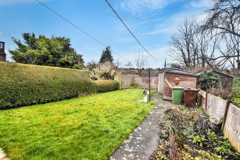 9 Bentley Mount, Leeds, LS6 4AU