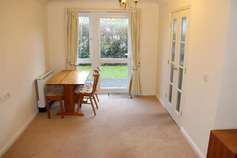 1 bedroom retirement property for sale, Croxall Court, Leighswood Road, Aldridge