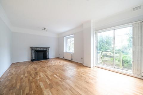 3 bedroom apartment to rent, St George Avenue, Tufnell Park, London, N7