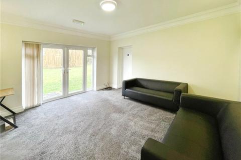 1 bedroom detached house to rent, Barrsbrook, Chertsey KT16