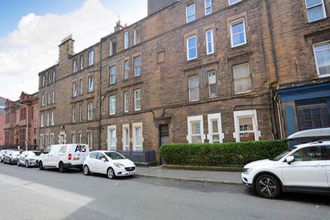 1 bedroom flat to rent, Albion Road, ,