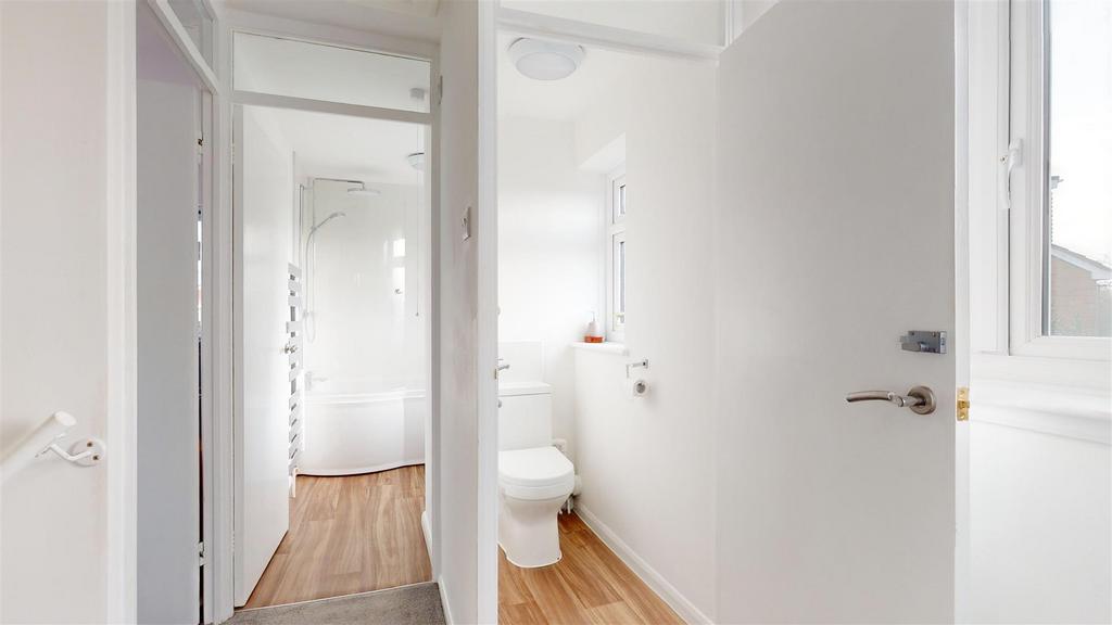 Bathroom & WC