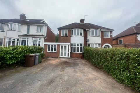 3 bedroom semi-detached house to rent, Lode Lane, Solihull B91