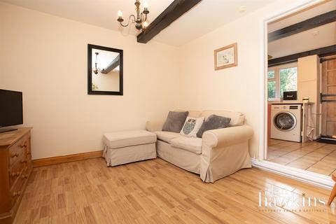 2 bedroom cottage for sale, Wood Street, Royal Wootton Bassett