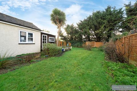 3 bedroom semi-detached house for sale, Eyre Close, Gidea Park