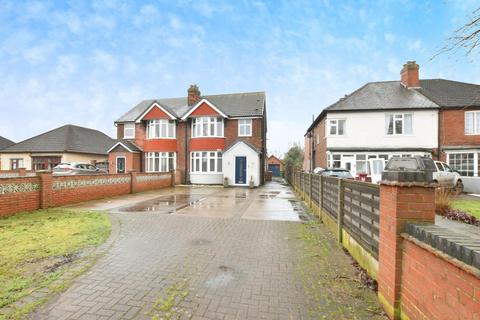 3 bedroom semi-detached house for sale, Burringham Road, Scunthorpe