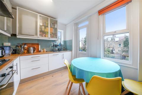 3 bedroom apartment for sale, Ferme Park Road, London, N8