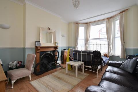 2 bedroom flat for sale, Mount Pleasant Road, Hastings